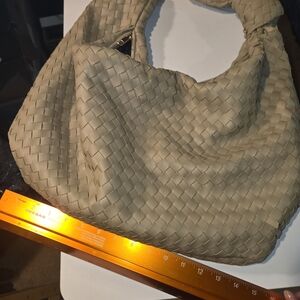 Elegant Tan Woven Hobo Bag